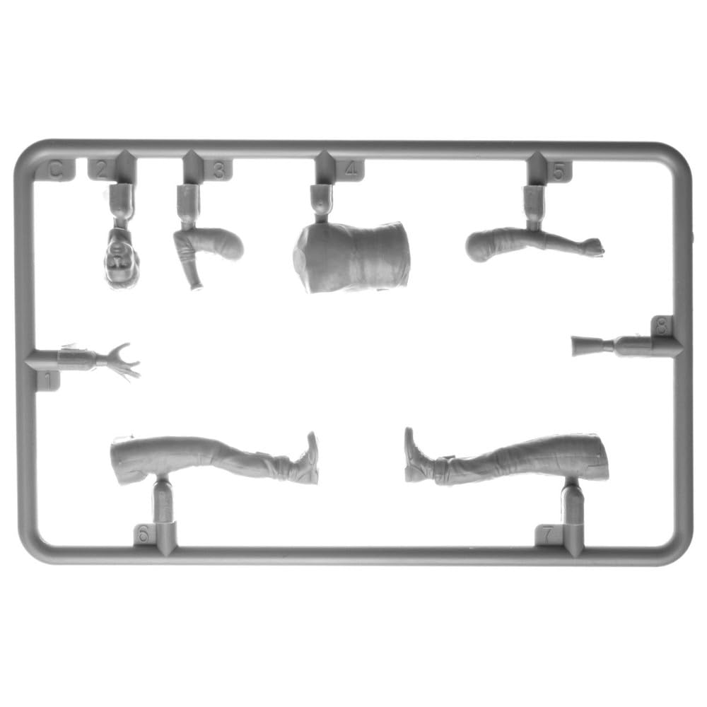 MiniArt Street Modern Figure Plastic Model MA38095 Travelers Collection, 4-Piece Kit,