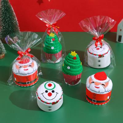 Weihnachtsgeschenkaktivität Handtuchkuchen in Claus-Form Kleine Geschenke Weihnachtsbaumdekoration Geschenkbox