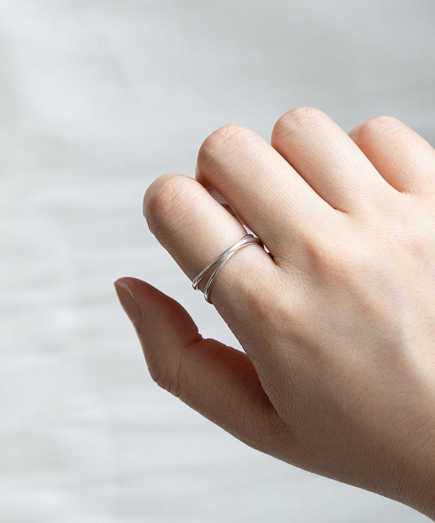 Alleun Silver 925 2-Strand Layered Silk Guard Silver Ring