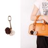 Portachiavi e Ciondolo per Borsa con Nappa a Forma di Palla di Bacca di Bayberry in Stile Zhang Yuanying