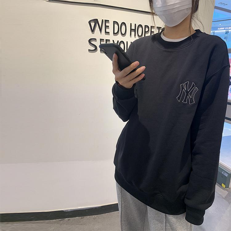 New MLB Old Flower Sweatshirts Unisex Black 31MTM2111-50L