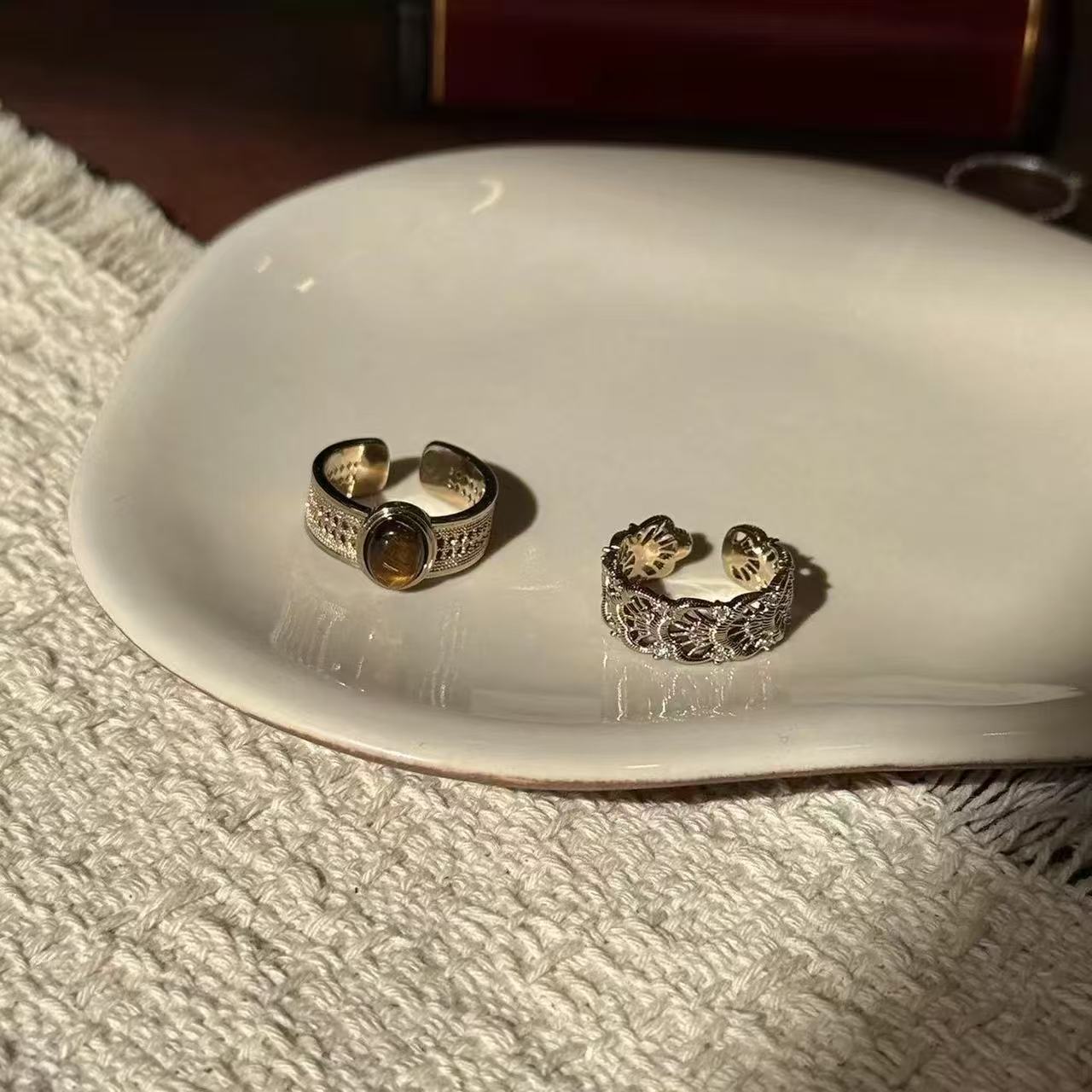 

Light luxury fashion high-end ring niche versatile opening design index finger ring tiger eye stone ring opening adjustable