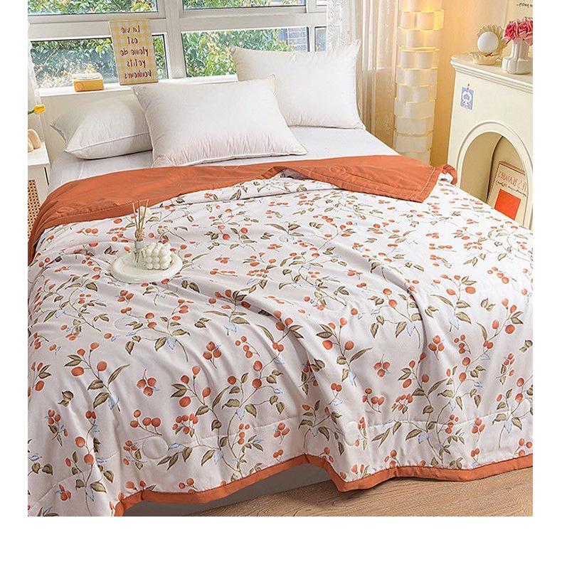 Cool Cotton Summer Quilt: Machine-Washable, Lightweight, Breathable Blanket for Single or Double Beds
