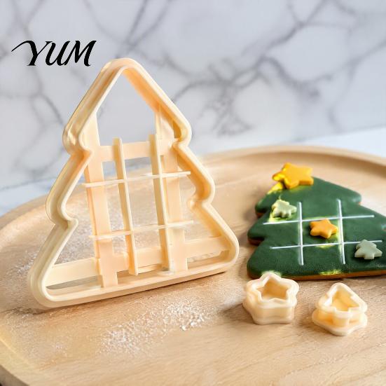 Easy to Demould Cookie Molds Christmas TicTacToe Cutter, Snowman Tree Shaped Mold for Holiday Fun Baking Kids Baking, DIY Biscuit Stamp Party, Festive