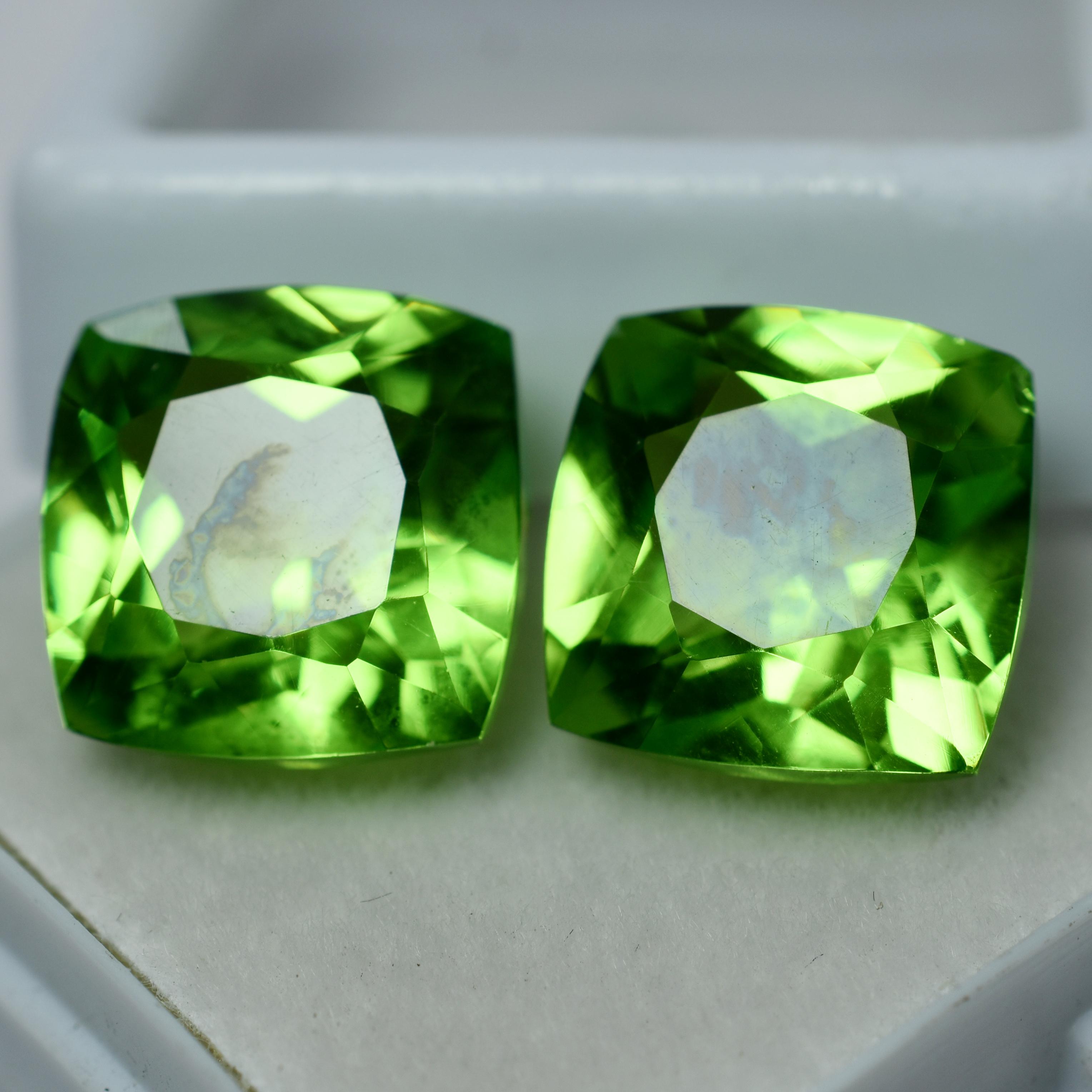 

16 Ct CERTIFIED Natural Green Peridot Square Cushion Cut Loose Gemstone PAIR 12 mm Approx. зелений