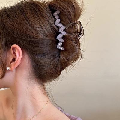 Elegant Jelly Heart Hair Claw Clip Acrylic Non Slip Strong Shark Hair Jaw Grab For Women Girls Summer Headdress Accessories
