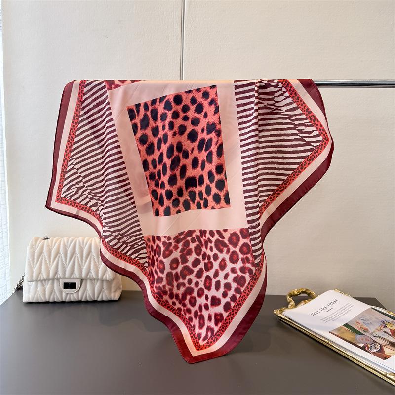 Fashion Leopard Print Silk Square Scarf Women Soft Satin Neck Ties Decorate Head Scarf Hijab Female Headband Foulard Neckerchief