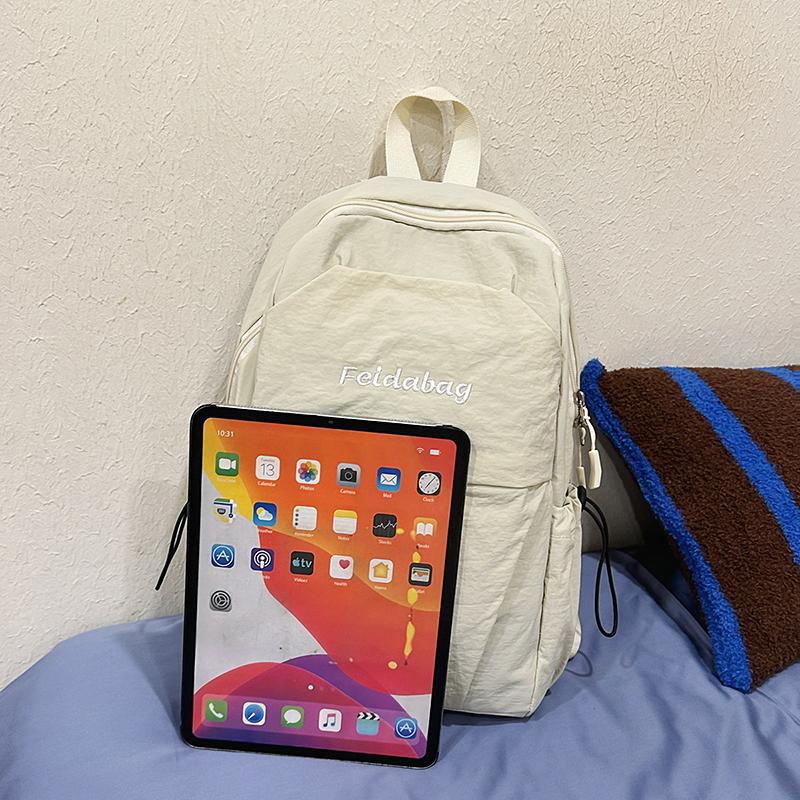 Lightweight Outdoor Backpack Unisex Small Backpack Travel Student Schoolbag