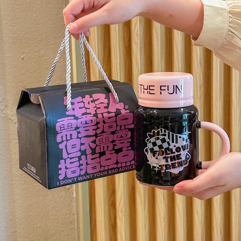A High Value Cartoon Kettle for A Girl's Best Friend's Birthday Gift Practical Ceramic Mug Souvenir Gift Box