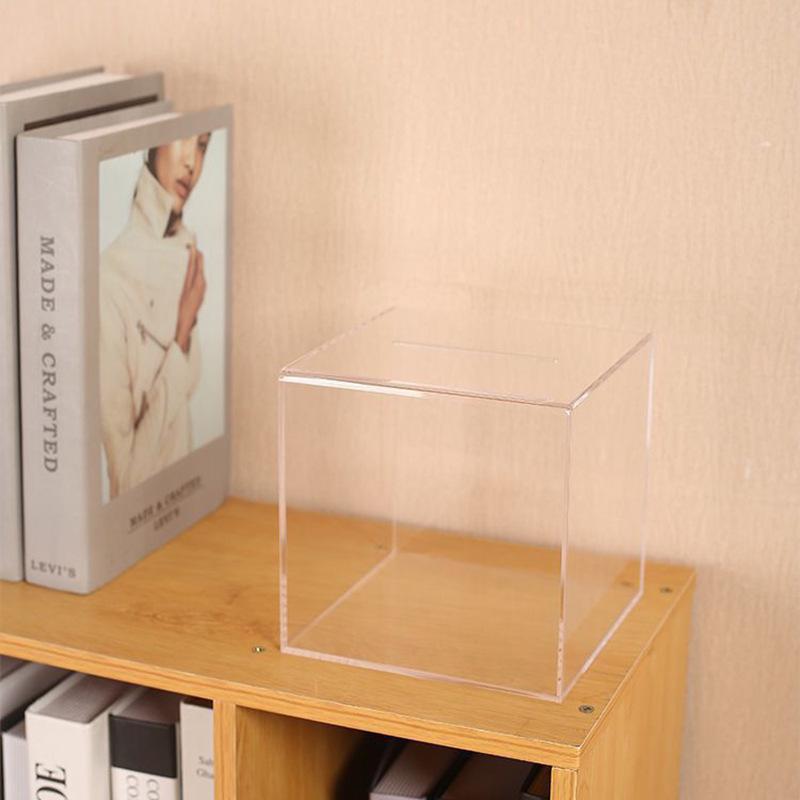 

Прозрачная акриловая копилка: Квадратная копилка для монет и банкнот, Только для пополнения, Без снятия сбережений. 12x12 cm прозрачный