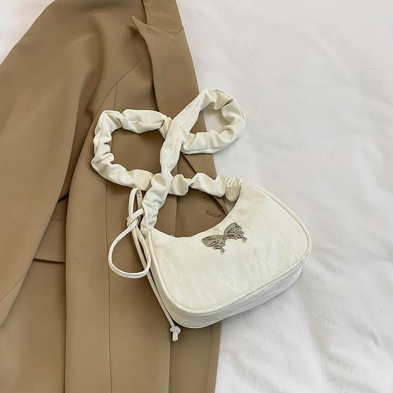 Chic Spring 2024 Trendy Pu Leather Small Shoulder Bag With Stylish Zipper Design белый