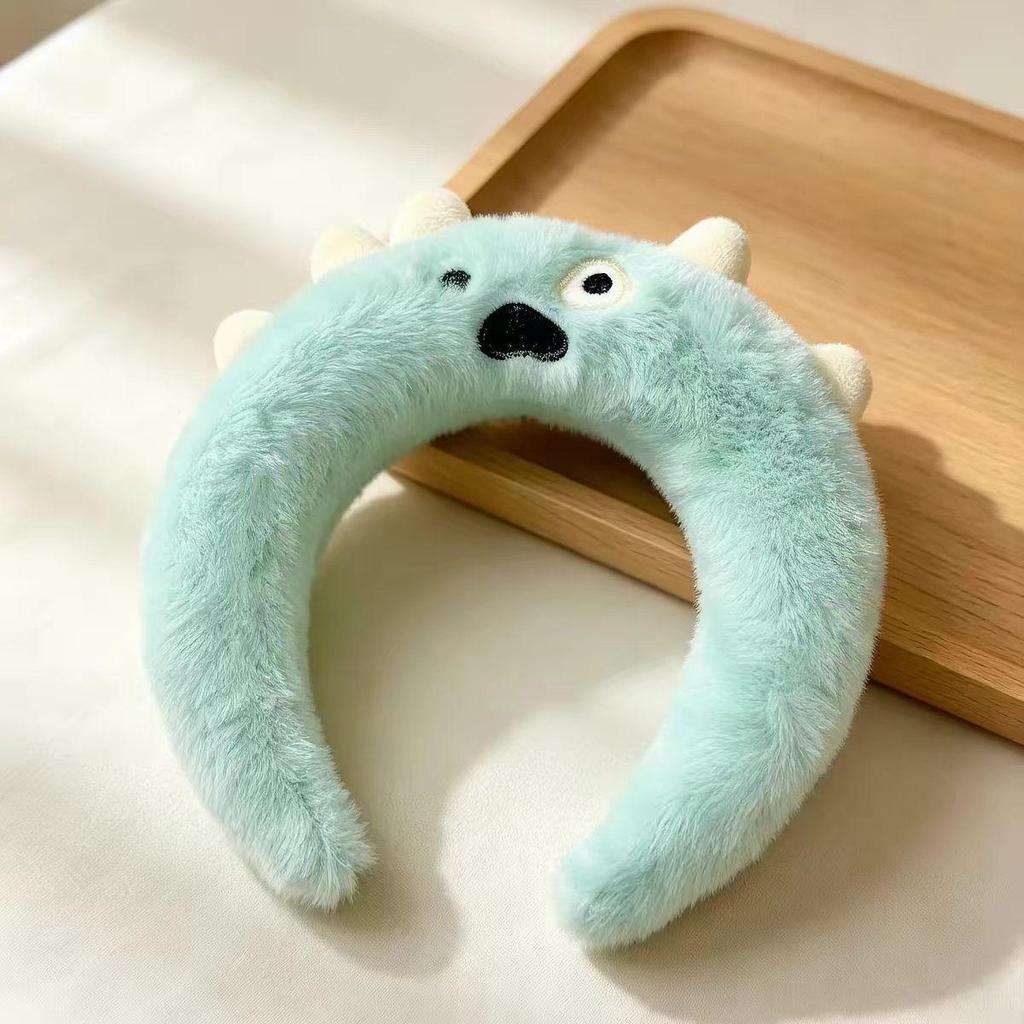 Cute Cartoon Headband: Funny Dinosaur, Shark, Carp Designs for Kids & Adults - Perfect for Photos & Performances.