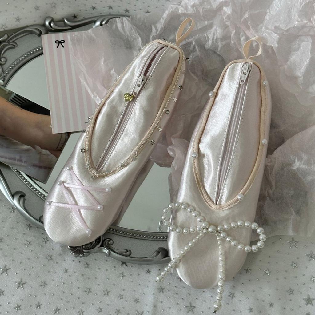 Sturdy Satins Ballet Shoe Makeup Case Roomy Interior Star Accents Jewelry Organizers For Women Accessories