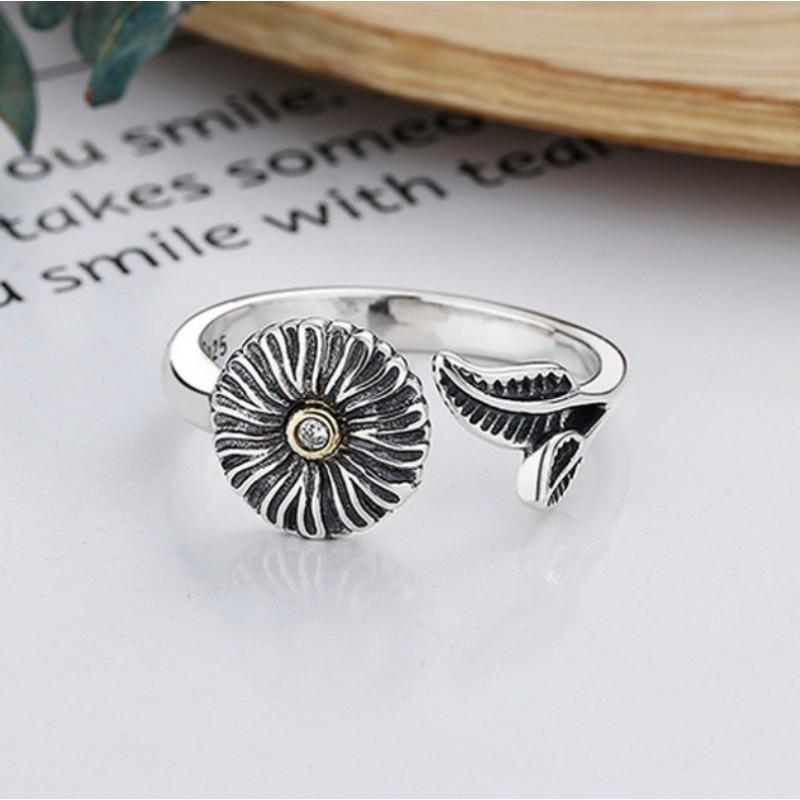 Adjustable Open Ring With Vintage Daisy Motif Copper Plated Unisex Boho Chic Statement Jewelry