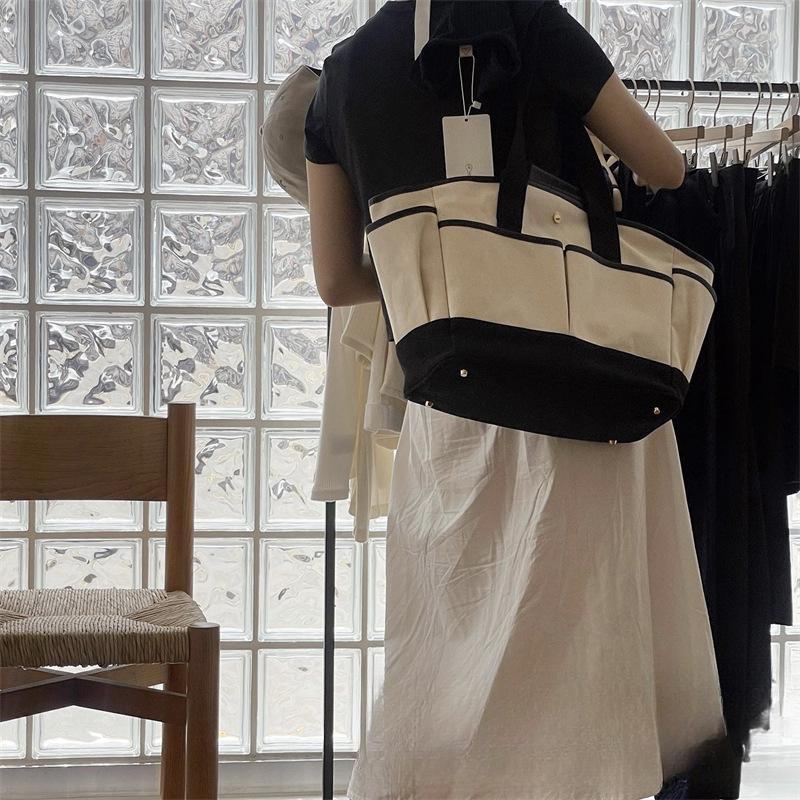 Mommy Bag Large Capacity Casual and Versatile Crossbody Mother and Baby Bag with Lightweight Canvas Mother Bag