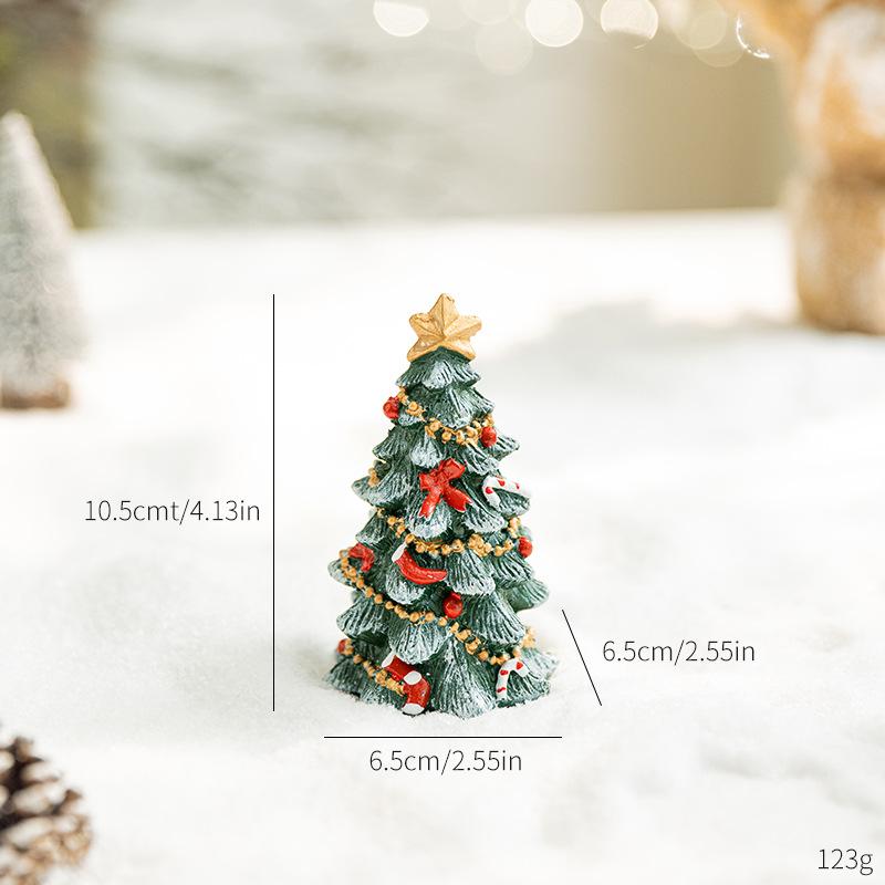 

Mini Resin Christmas Tree Ornament – Small Desktop Decoration and Gift