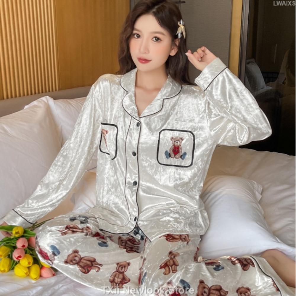 Cartoon Bear Autumn and Winter Pajamas Women's Golden Velvet Lapel Cardigan Long Sleeve Trousers Simple Casual Home Clothes