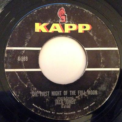 7-Zoll Schallplatte JACK JONES - Die erste Nacht des Vollmonds K589 Kapp Records 1964 US Pop Gebraucht