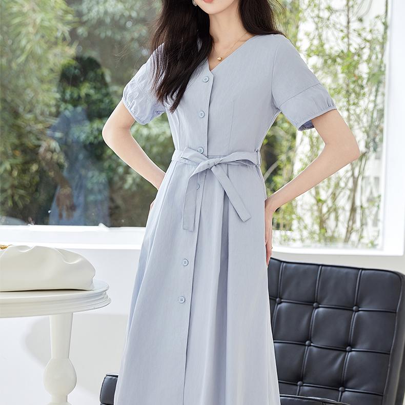 Summer new French style high-end V-neck with visible thread design, tie up, waist cinching, slimming effect, slit, lightweight and cool dress
