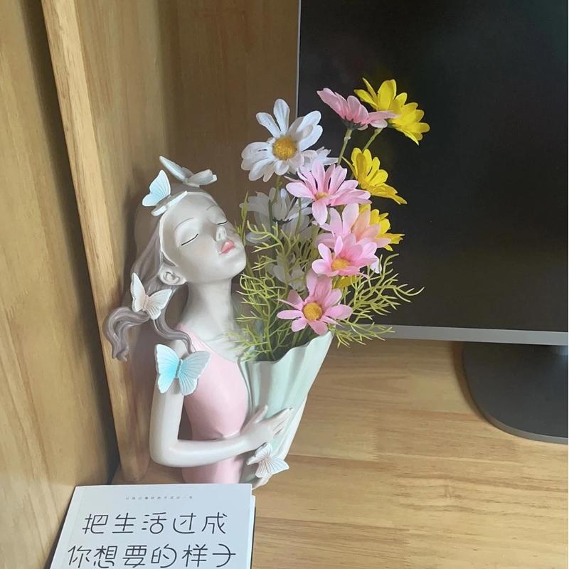 Nordic Girl Holding Vase with Artificial Flowers, Elegant Artistic Resin Home Decor Statue for Living Room, Entryway & TV Cabinet