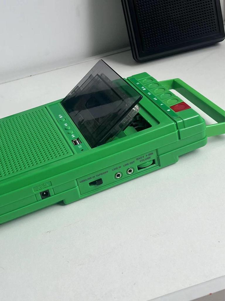 Retro Handheld Bluetooth Cassette Player & USB Tape Transcriber