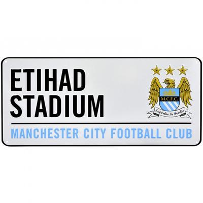 Straßenschild mit offiziellem Fußballwappen von Manchester City FC