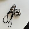 Cute and simple cow pattern for AirPods1 earphone case Apple 1/1 generation AirPods pro1 protective case
