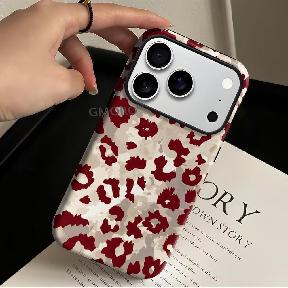 Retro Burgundy Contrasting Color Leopard Print Mobile Phone Case iPhone17 Magnetic Mobile Phone Case 2-in-1 Film Apple 15pm
