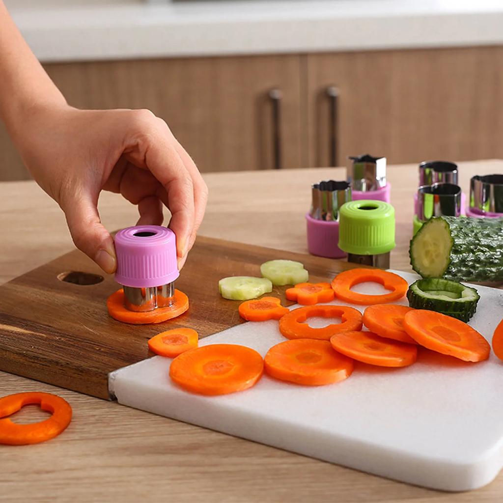 8Pcs/set Vegetables Cutter Set Plastic Handle Mini Pie Cookie Cutters Fruit Pastry Stamp Mold Stainless Steel Fruit Cutting Tool