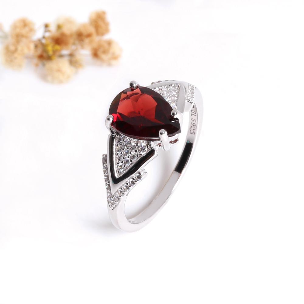 Aşk ve umut doğal Mozambik garnet V şeklinde tasarım gümüş Yüzük Küpe seti kadınlar için hafif lüks takı