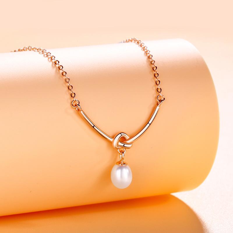 S925 Sterling Silver Freshwater Pearl Knot Necklace for Women - High-End, Versatile Clavicle Chain with Niche Design.