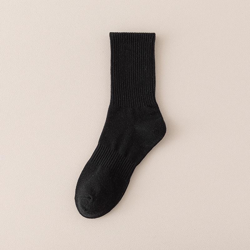 Męskie bawełniane skarpetki sportowe do połowy łydki, czarno-białe, na wiosnę/lato, modny długi styl ze ściągaczem