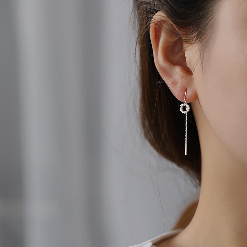 2024 Trendy Circle Tassel Earrings - Stylish Diamond Design for Women