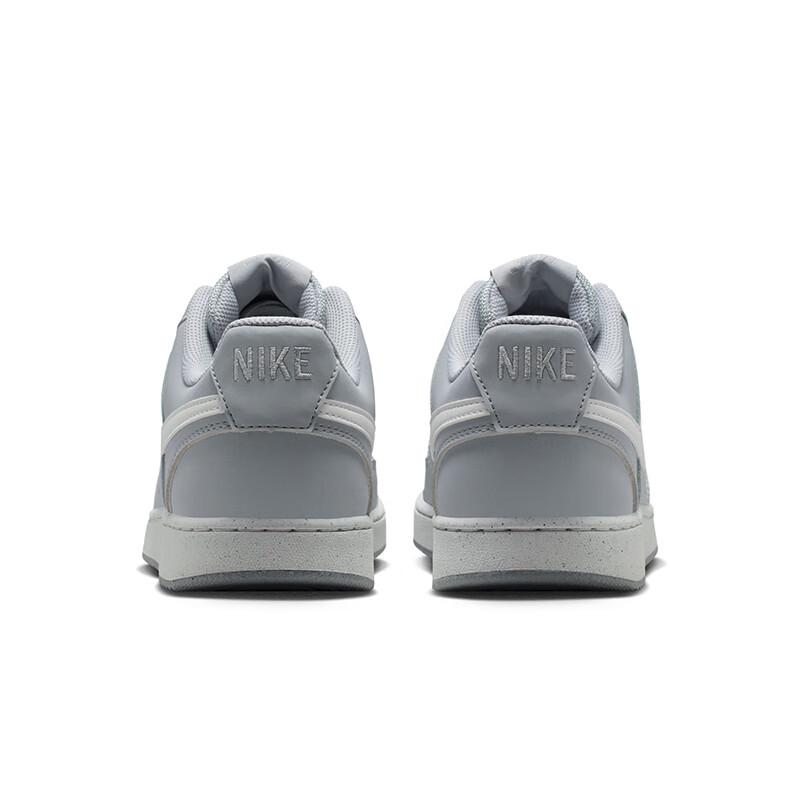 Nike Men's COURT VISION LOW Casual Sneakers
