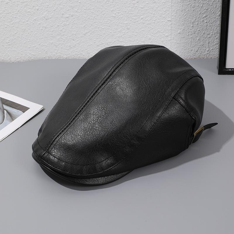 This American-style retro pu leather solid-color front hat is stylish and cool. The beret can be worn upside down with a basebal