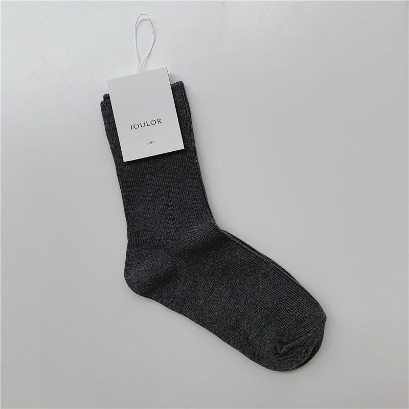 

Female Spring and Autumn Fashion New Solid Color In The Tube Pile Pile Cotton Socks 1 pair темно-сірий