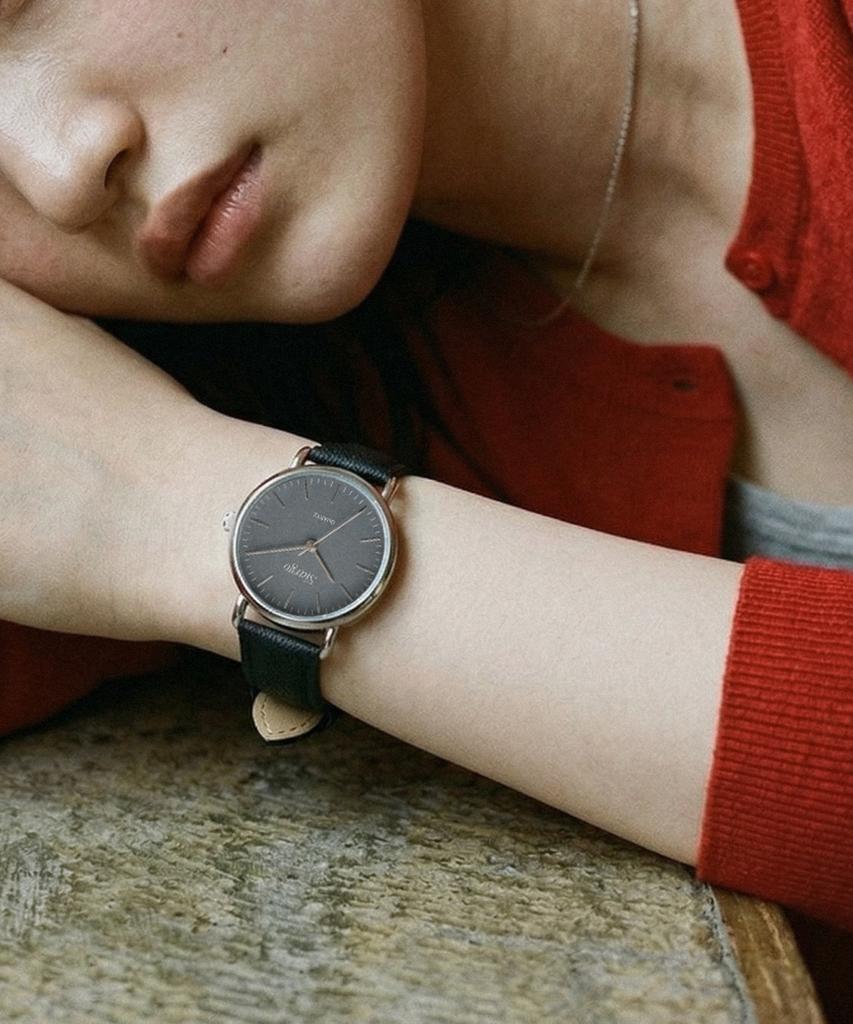Sialeugo Sg-002-Sb Caper Collection Women'S Leather Wristwatch