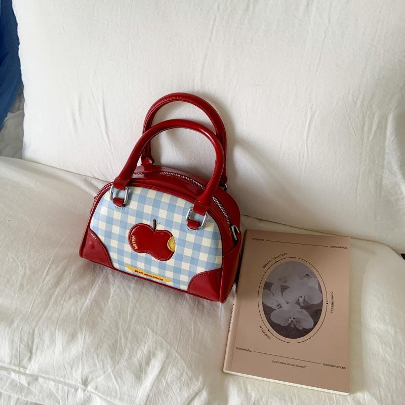 

Милая сумка-тоут в виде яблока 2025 новый универсальный рюкзак для поездок на работу большой вместимости маленькая квадратная сумка в клетку 20*7*14