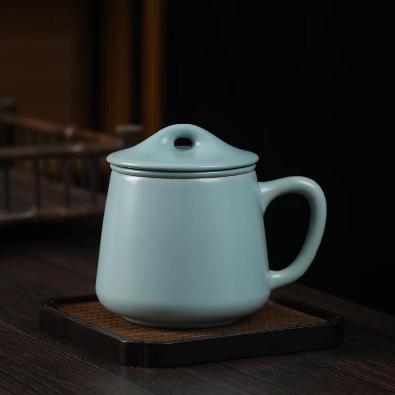 

MULTIPOTENT Ru Kiln Ceramic Lidded Tea Cup