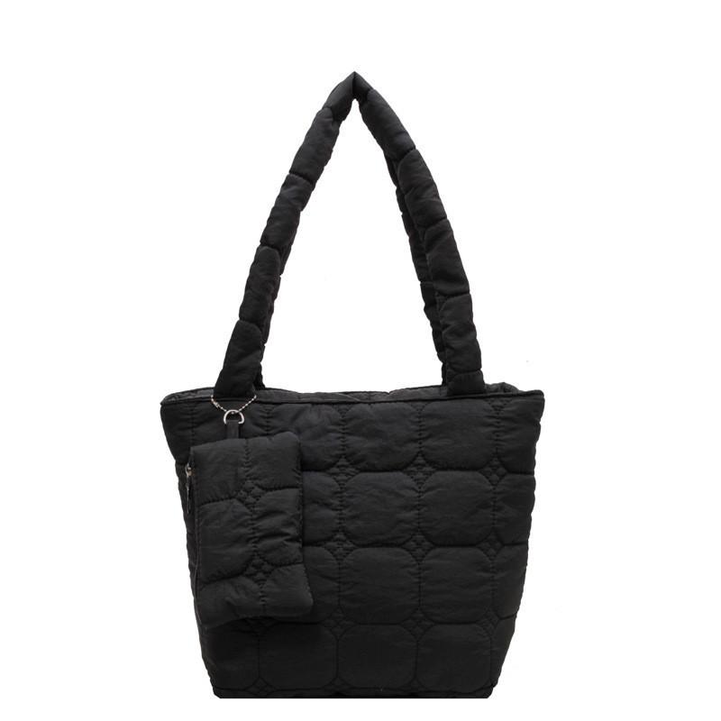 Chic Casual Large Capacity Tote Bag For Women Stylish And Modern Design In 2023