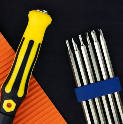 Set of 12 Steel Screwdrivers with Handle