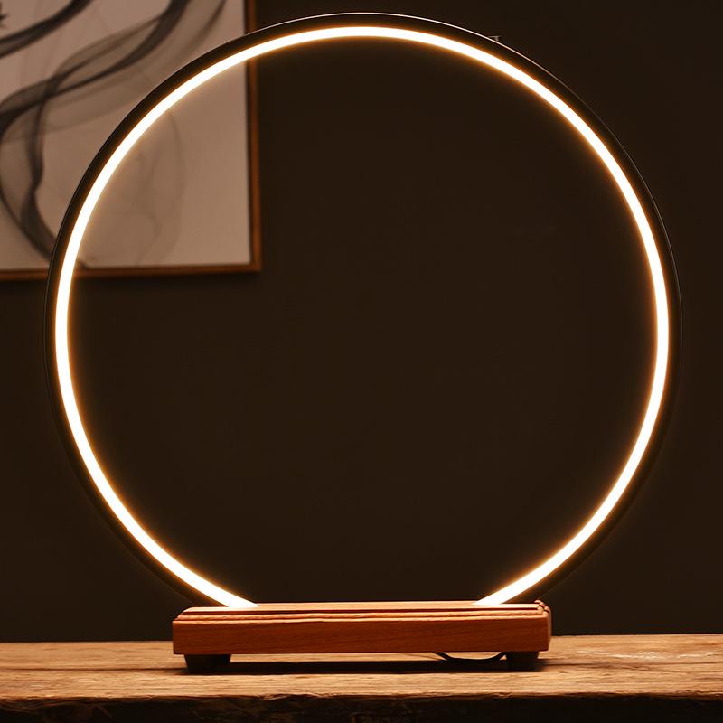 

Большая керамическая фигурка оленя удачи - украшение оленя сика для гостиной, винного шкафа или офиса