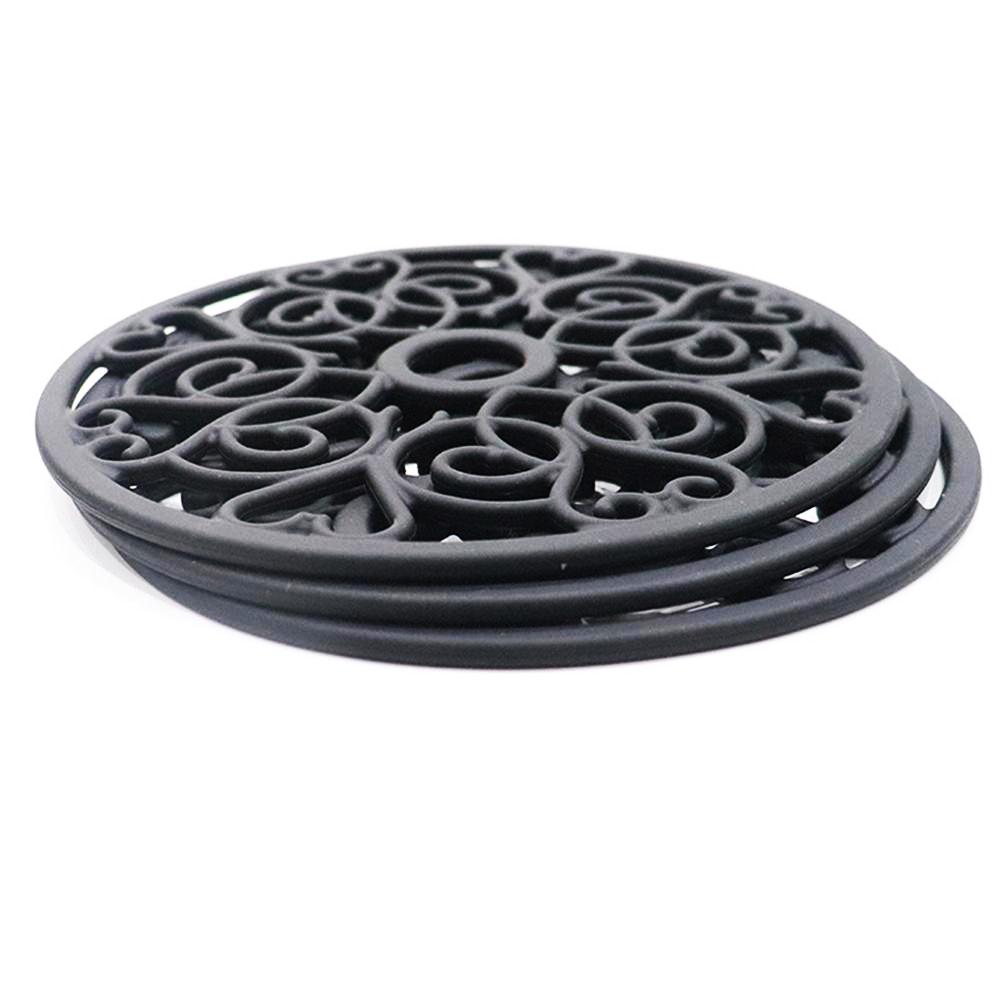 3 Pcs Silicone  Pot  Pad Classic Retro Style Hollowed Pattern Multipurpose Heat Resistant Insulation Mat Desktop Decoration