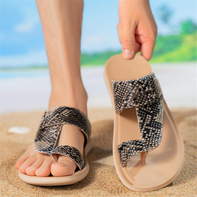 Fashion New Men's Leopard Pattern Sandals Summer Fashion Pu Leather Flip Flops Youth Beach Shoes Slippers Comfortable Casual Footwear
