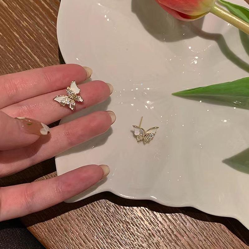 2024 Exquisite Sparkly Silver Needle Bow Earrings: Trendy, High-End, and Influencer-Style for Women