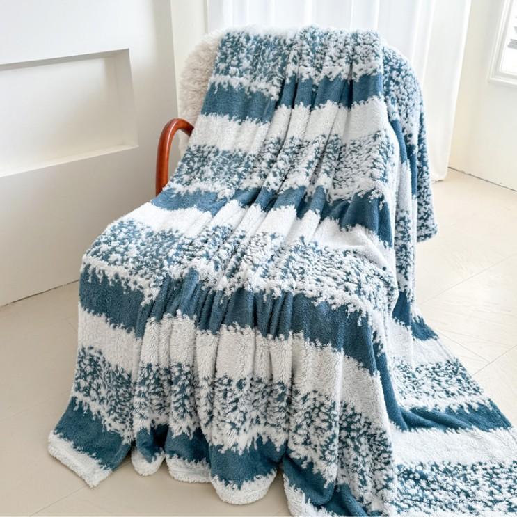 1pcs Soft Cozy Throw Blanket Warm Flannel for Sofa Office Shawl Bedroom Camping Travel with Dual Color Jacquard Cover Blankets Air Conditioning Quilt