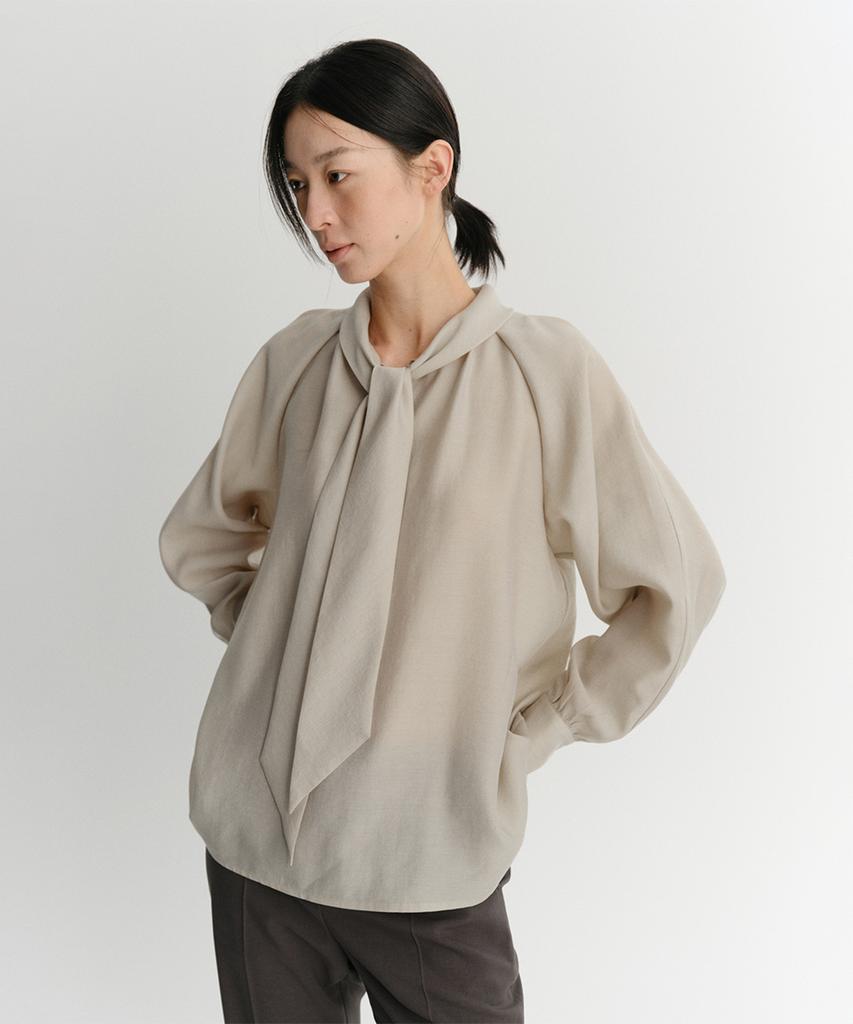 Ia Tie Shirring Blouse (Beige)