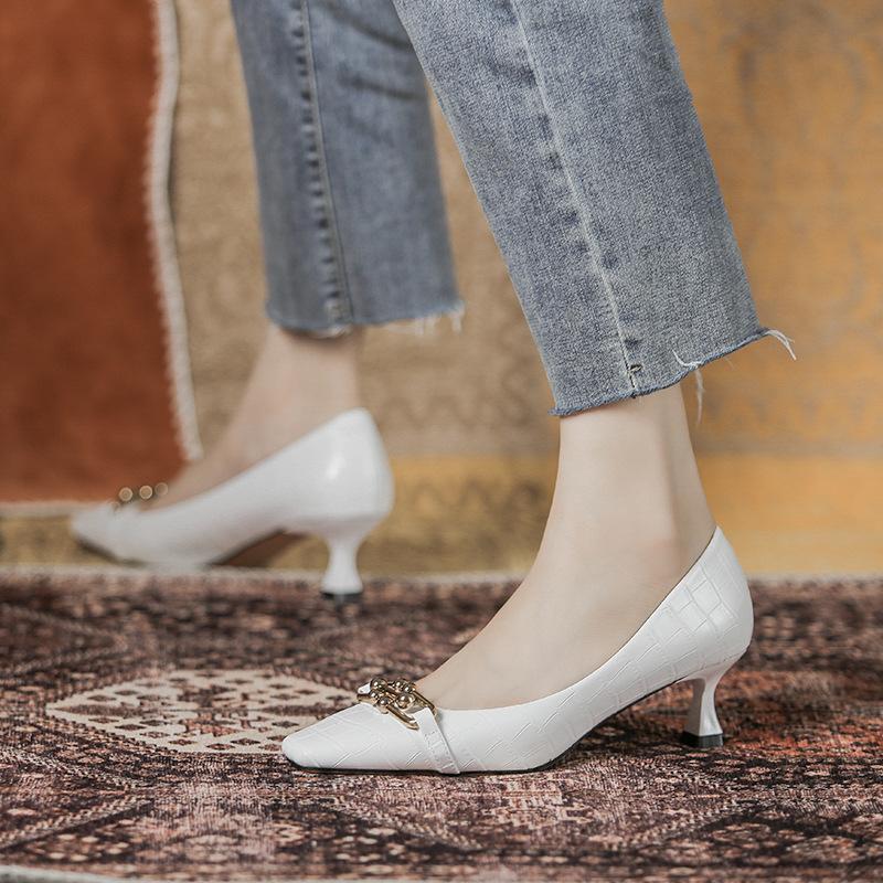 French retro women's shoes 2025 new stone pattern square head shallow mouth high heels thin middle heel temperament fashion shoes