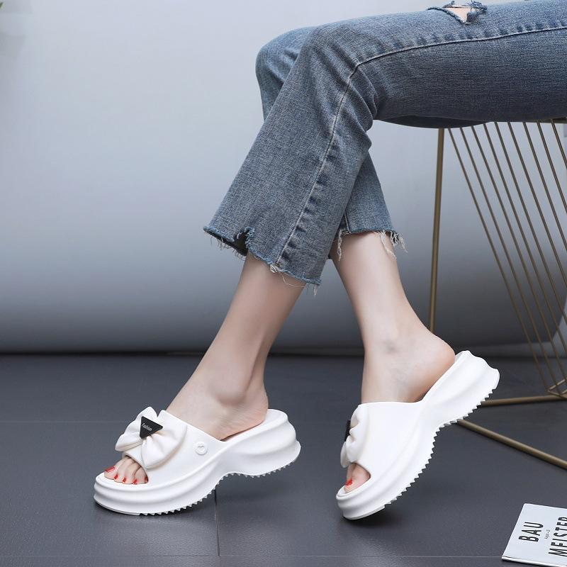 EVA Thick-soled Slippers Women's Summer New Summer Seaside Slippers Thick-soled Beach Wear Cool Slippers