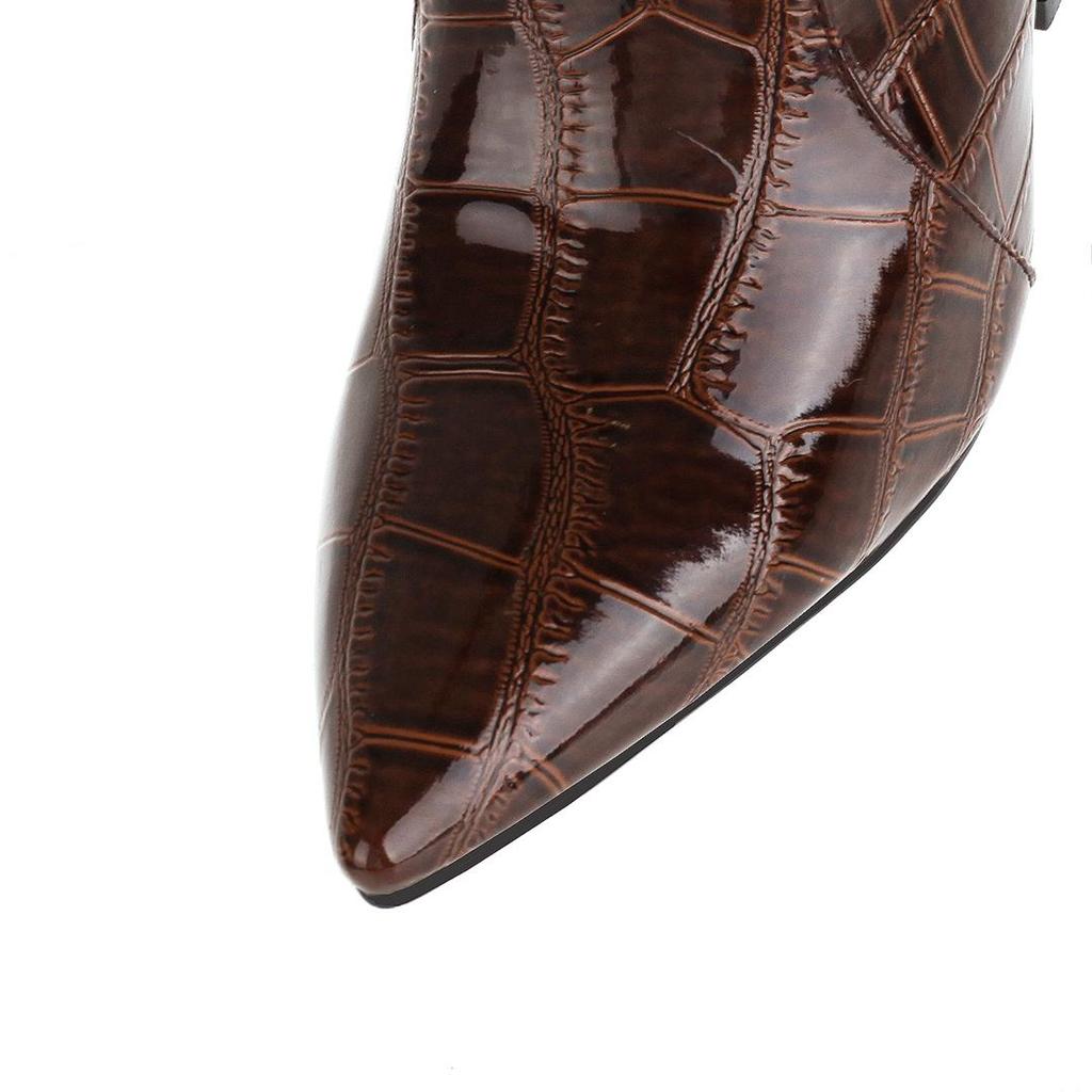 Q/Women's High Heel Boots New Fashion Pointed Thick Heel Crocodile Skin Pattern Large Size Boots